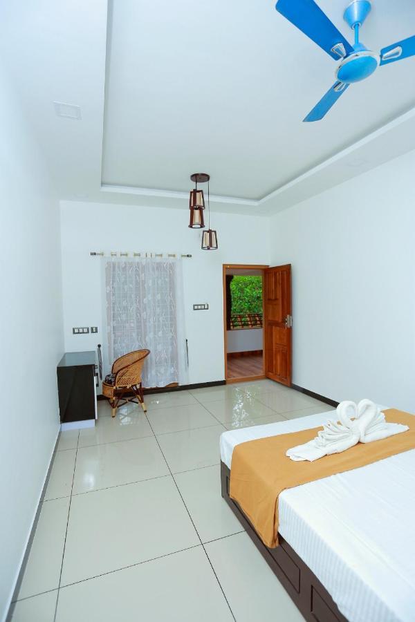 Telma Beach Homestay Mararikulam Exterior photo