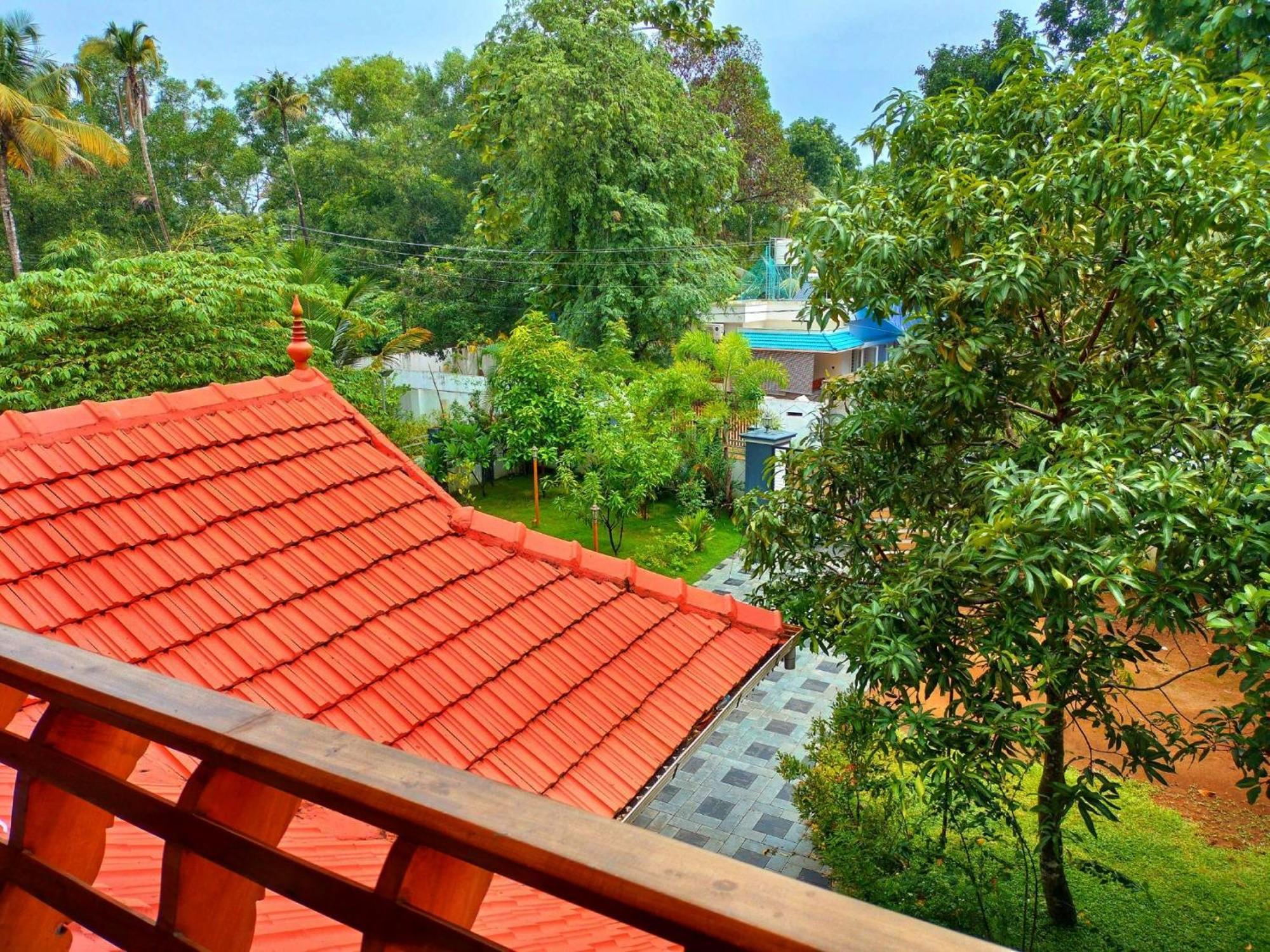 Telma Beach Homestay Mararikulam Exterior photo